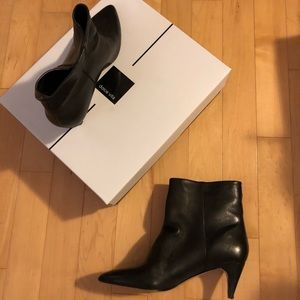 Dolce Vita Ankle Boots